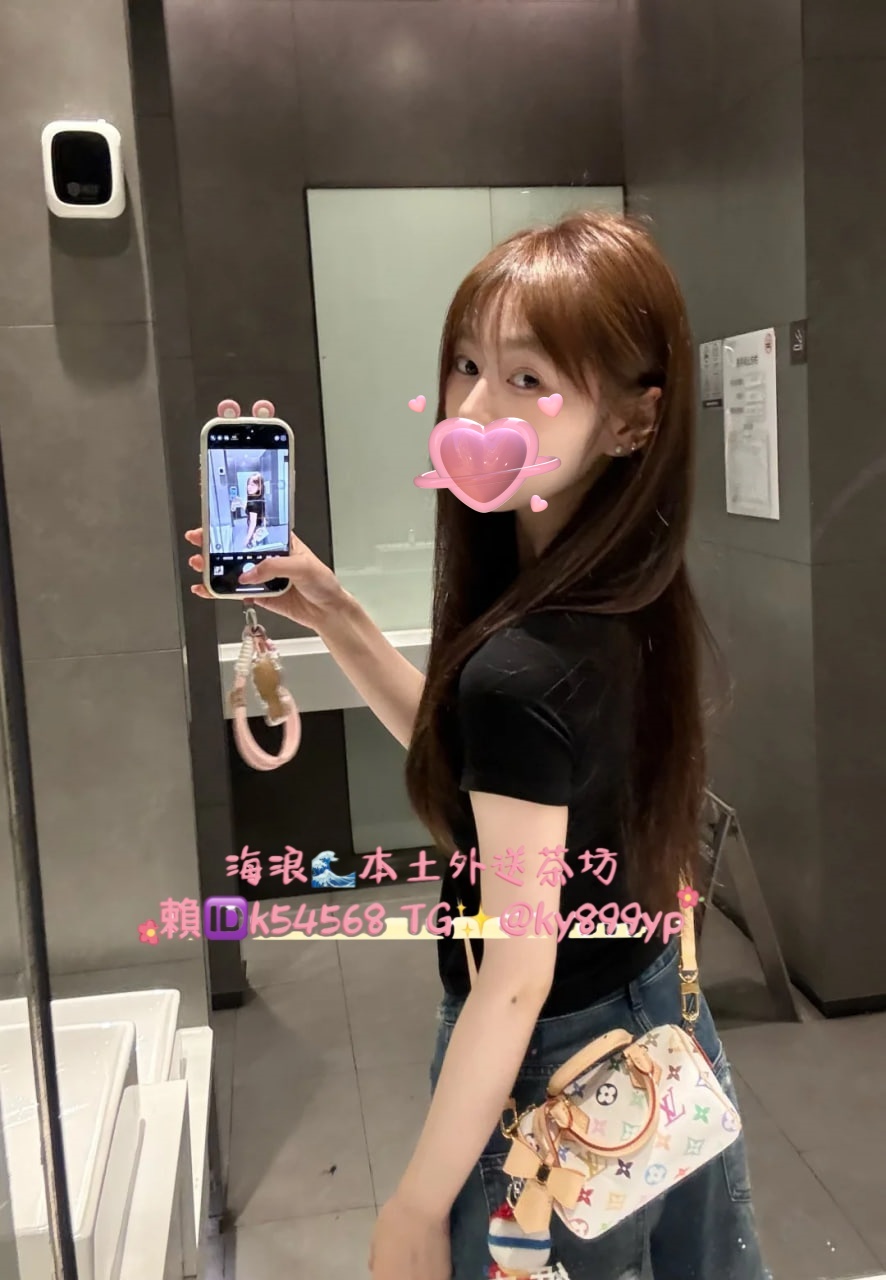 🦋學生妹 半價試車中🦋🎀 樂恩 157-43-C-19歲  笑容甜，話題多，很黏人，互動感十足