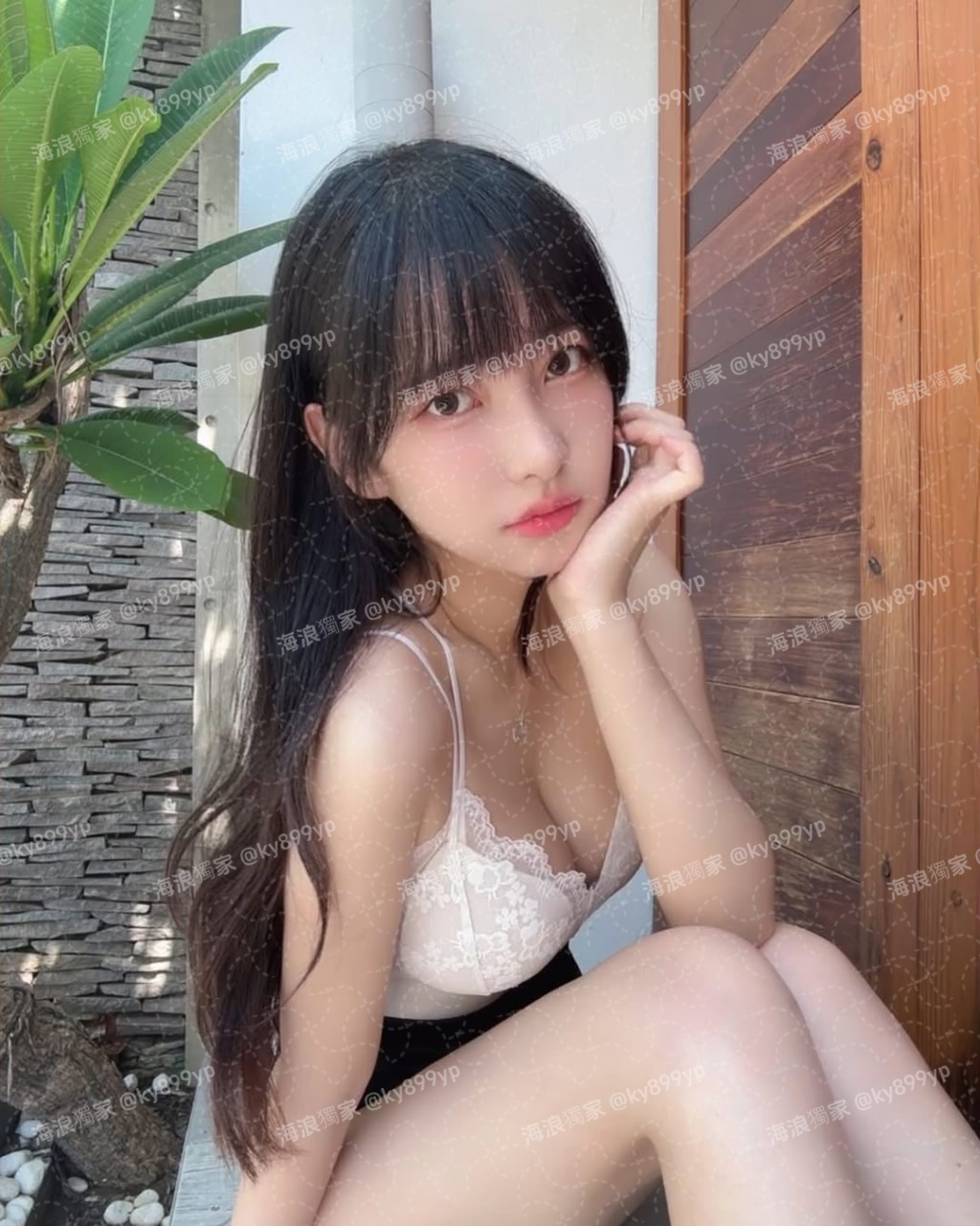 海浪今日の推薦 甜美系童顏巨乳  個子小小的卻格外勻稱可愛