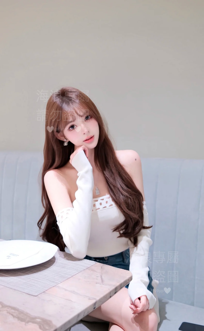 今日特推 ✨  「時尚雜誌封面模特」  ✨ 🤍 芸渝 166-D-47-24歲