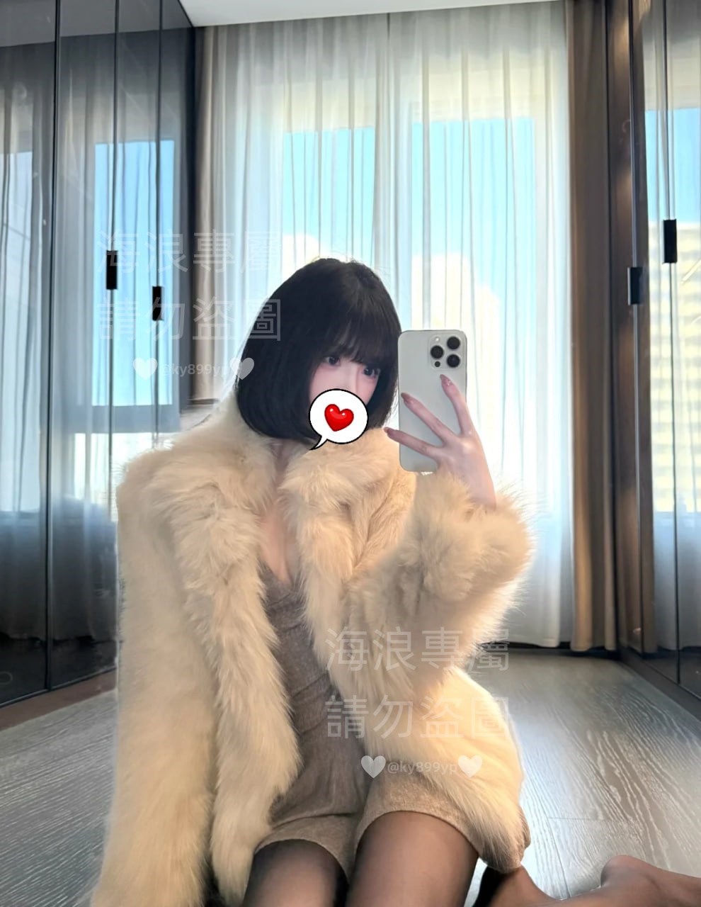 今日特推 ✨ 「短髮御姐 黑絲魅惑系」 ✨ 🤍 霏娜 165-C-46-25歲 俐落短髮 五官精緻自