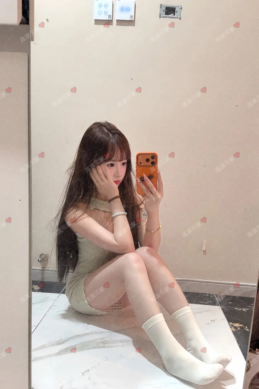 今日特推 ✨ 「失戀後的求愛少女」 ✨ 🤍 昕泠 168-B-45-23歲 剛畢業 現職護理師