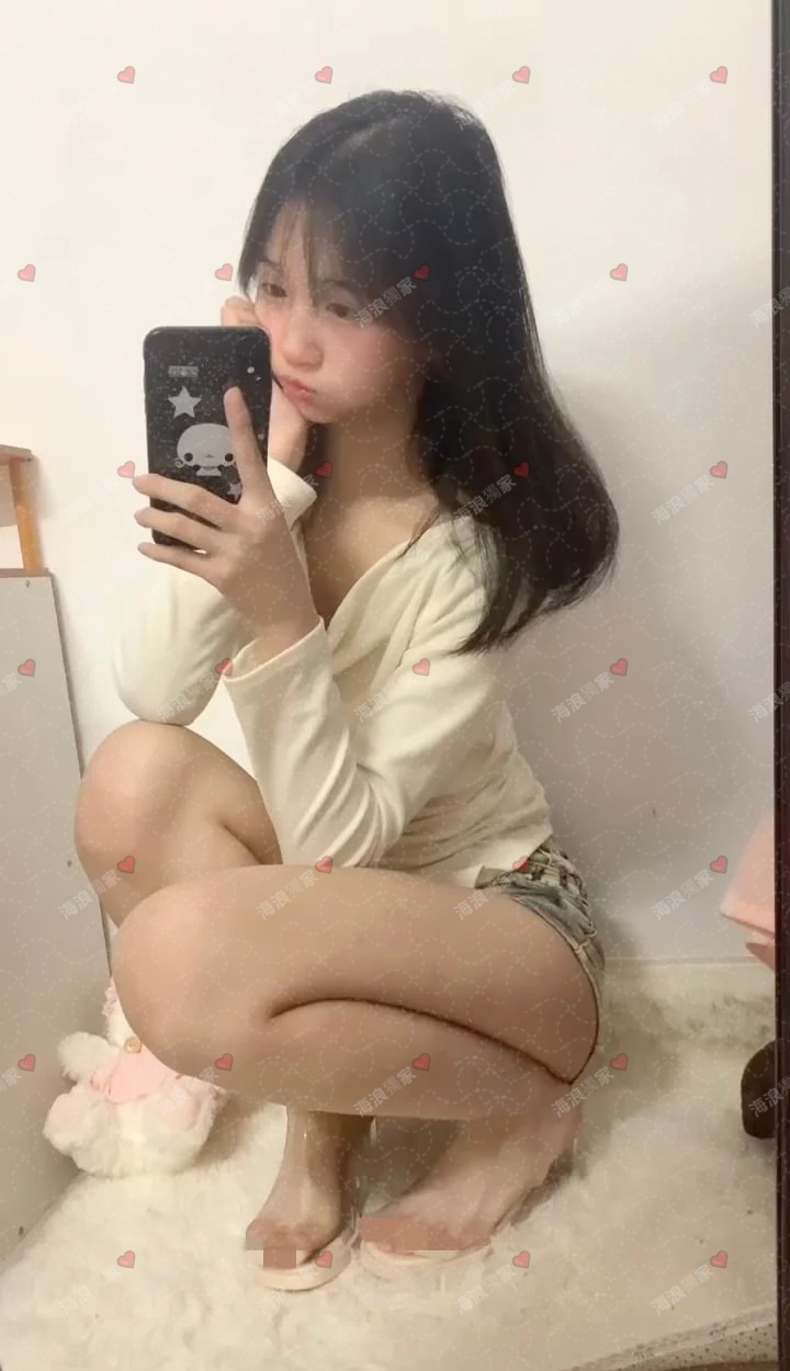 今日特推 ✨ 「18歲清純小白兔」 ✨ 🤍 珈妤 152-A-39-18歲 嬌小小隻馬身形 骨感纖細