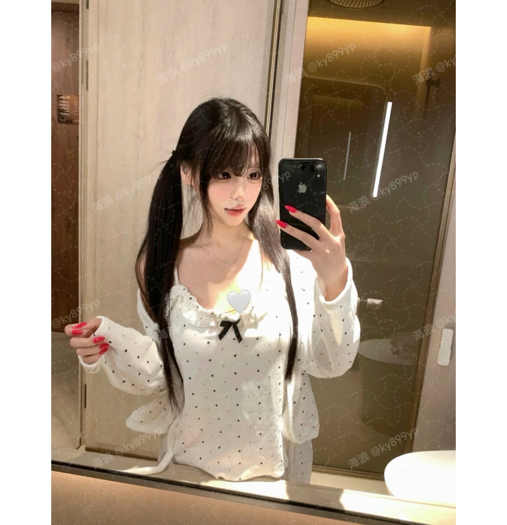 今日特推 「性感內衣網店店主 」 婉婷 156-C-46-22歲