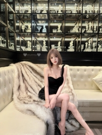 今日特推 ✨「精品專櫃形象員」✨ 🤍 晴芙 164-E-46-23歲