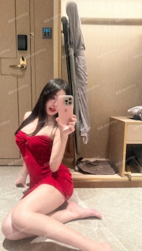 今日主推 「巨乳榨汁機」 芷若 163-E-50-25歲  清純臉蛋鏡前魅惑