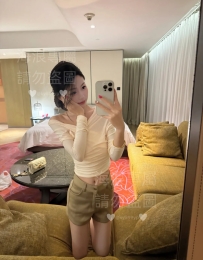 海浪今日の推薦 若晴 165-C-43-26歲 骨感小奶型妹子  皮膚白白滑滑 身材纖細又緊實